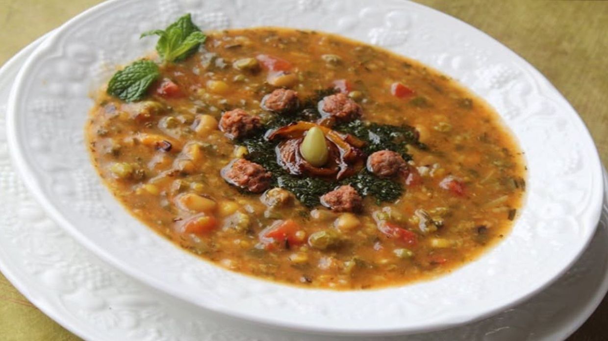 طرز تهیه آش غوره کردستان بدون گوشت