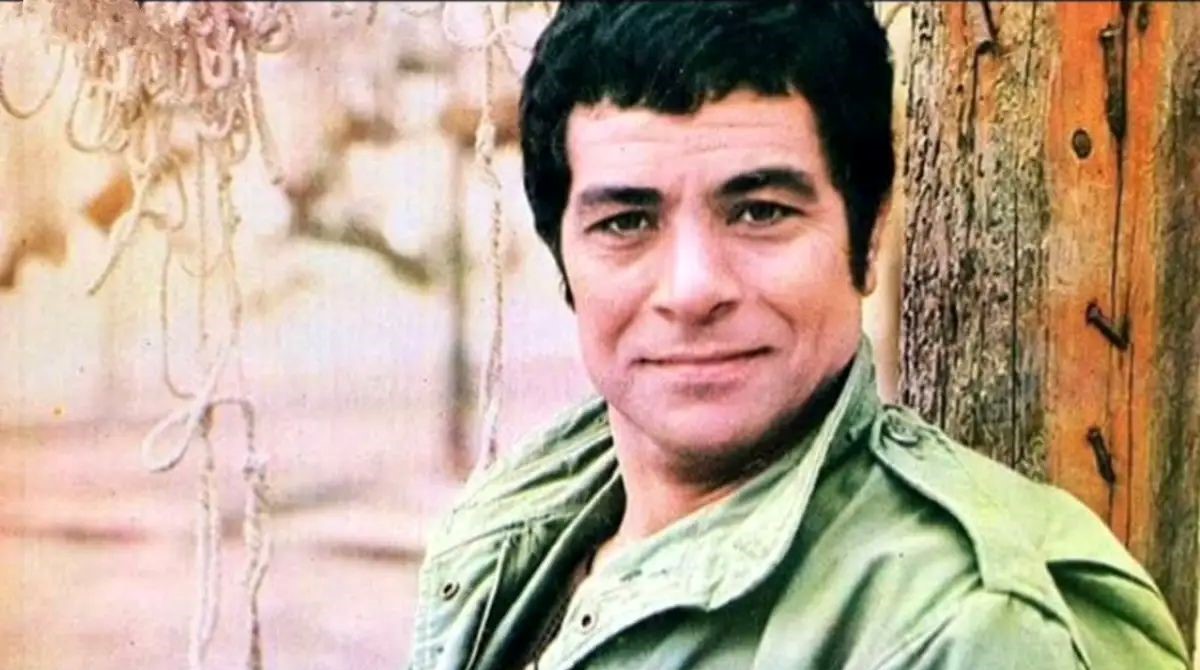 عکس (سفر در زمان)؛ بهروز وثوقی و آفرین عبیسی در فیلم طوقی دهه 40