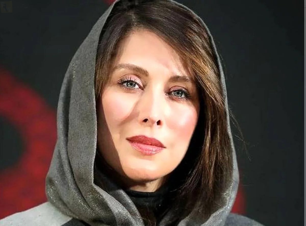 مهتاب کرامتی در حافظیه شیراز در 62 سالگی با استایل متفاوت