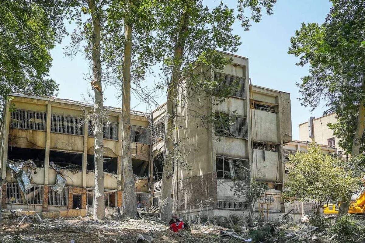 اسامی شهدای سرباز و کادر اداری زندان اوین منتشر شد