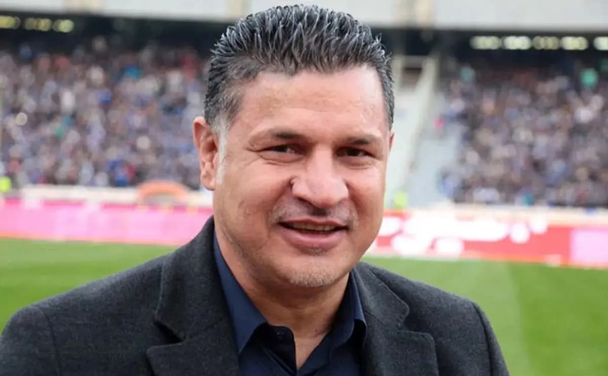 علی دایی و همسرش در مراسم رونمایی از برند ساعت+فیلم