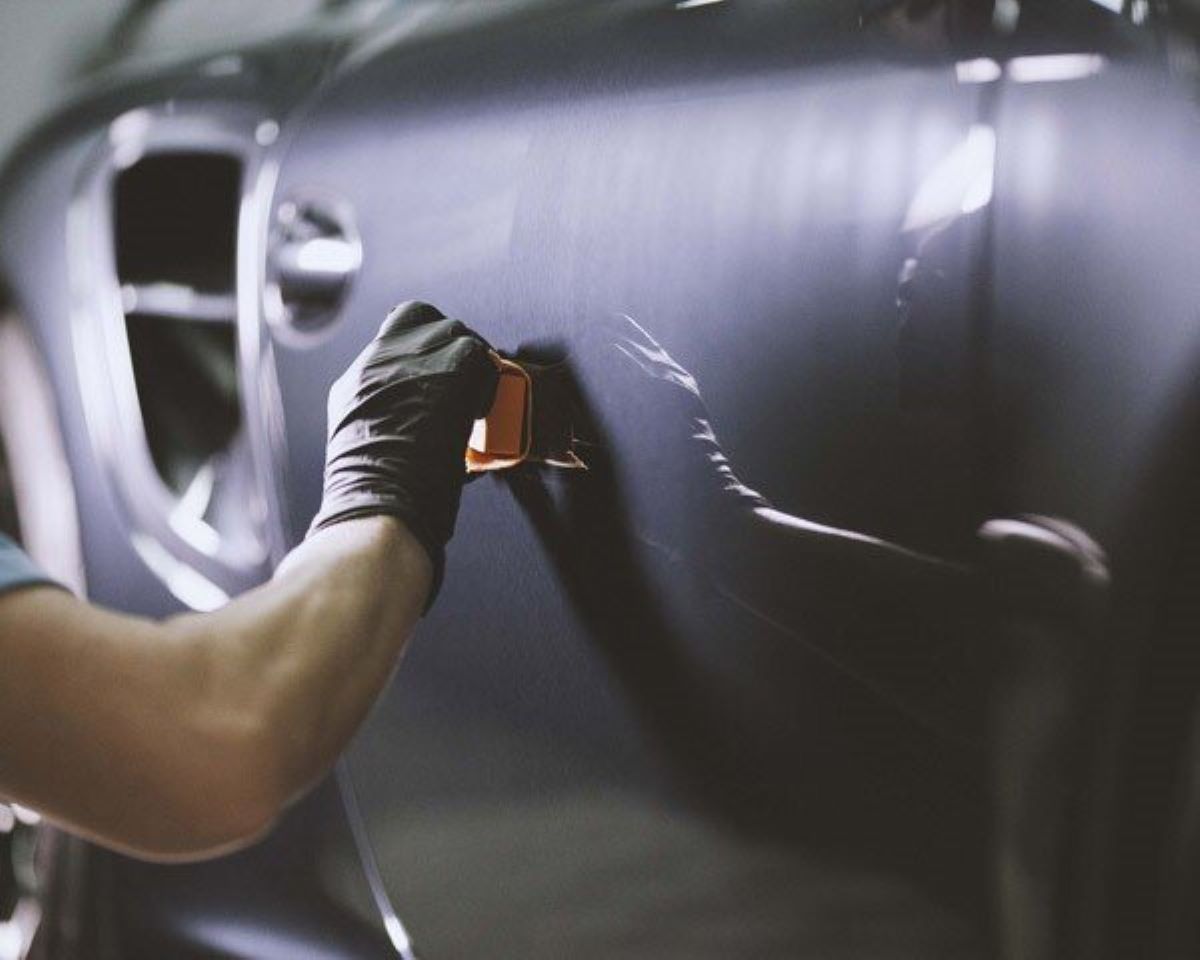 ترفند نگهداری از خودرو | روش‌های خانگی از بین بردن خط و خش های سطحی از روی بدنه خودرو