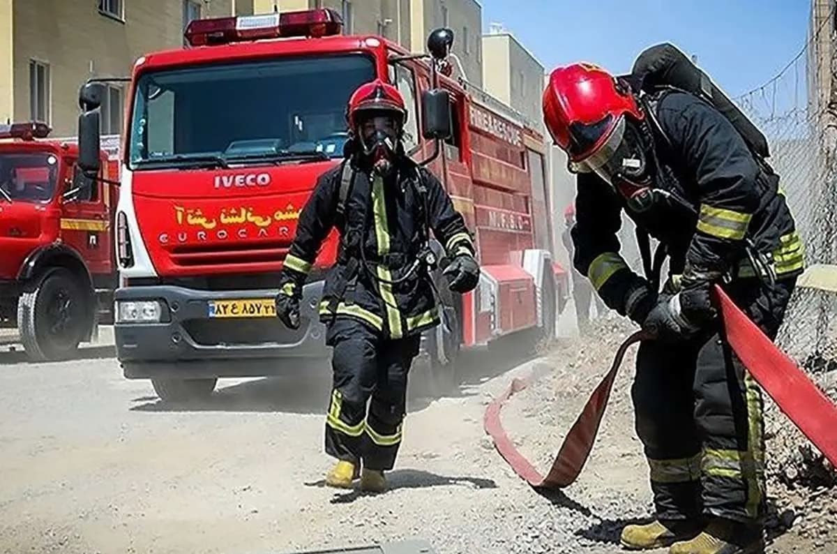 آتش سوزی مجتمع مسکونی در مرزداران تهران؛ 18 نفر نجات یافتند