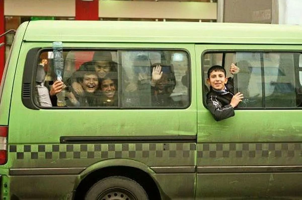 سرویس مدرسه برای این دانش آموزان رایگان شد