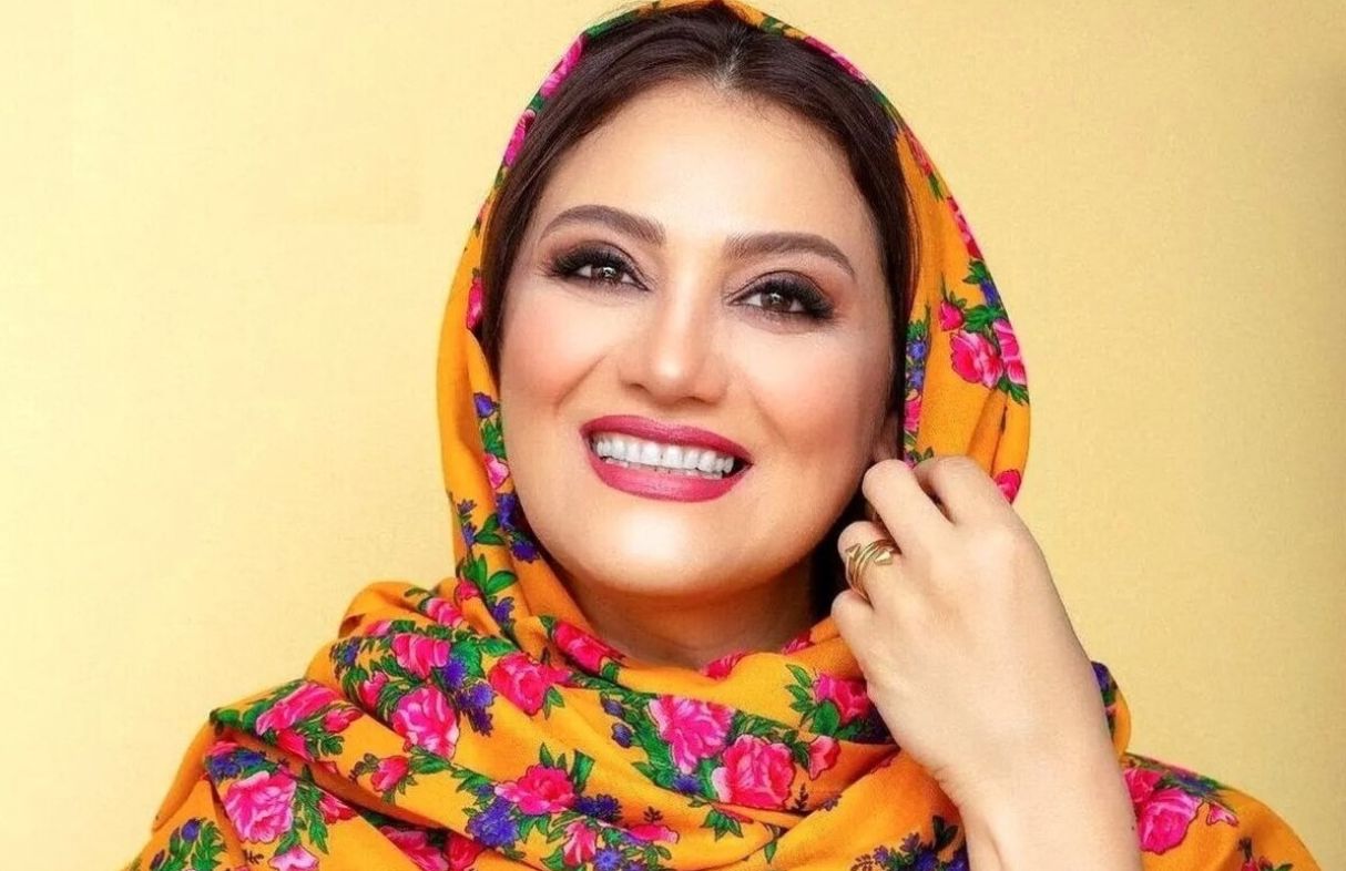 شبنم مقدمی کودکی اش را بغل کرد+عکس