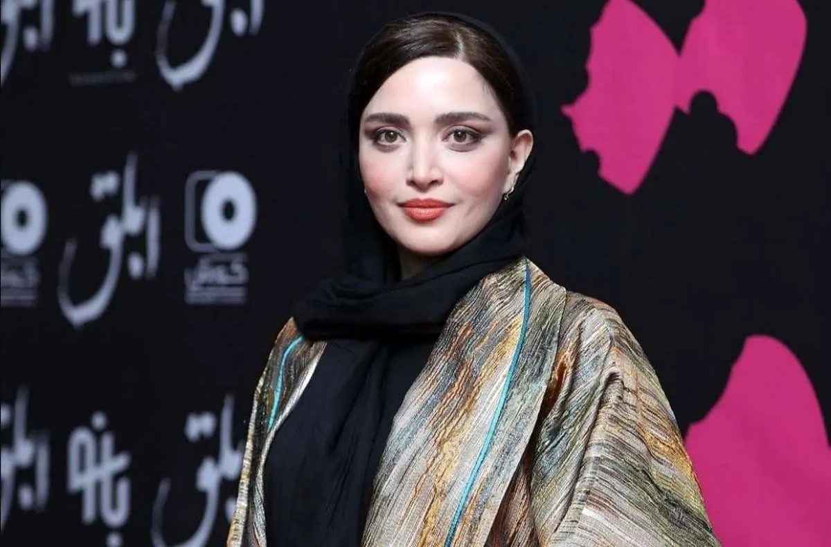 استایل قرمز به سبک بهنوش طباطبایی در زمستان 1404