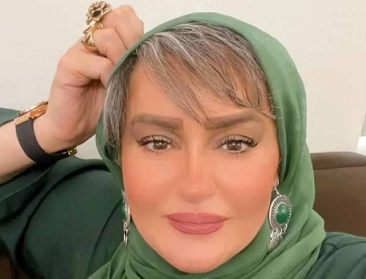 خوانندگی مجری معروف در جشن عروسی نعیمه نظام دوست