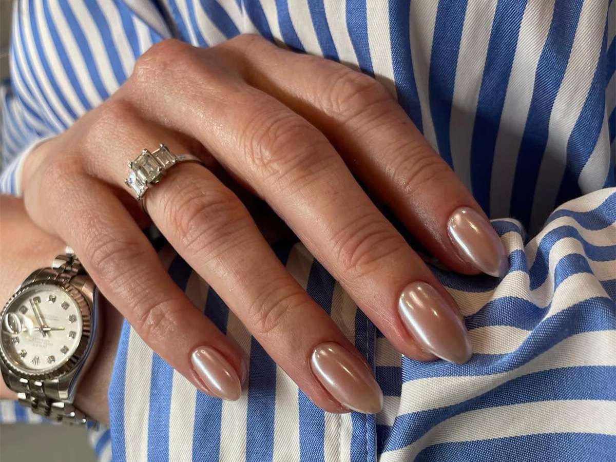 طراحی ناخن امروز | 20 مدل جدید از ناخن‌های کرومی که برای ماه خرداد عاشقشان می‌شویم