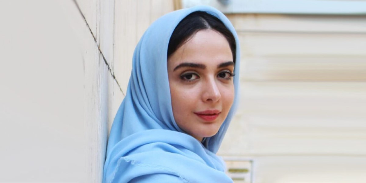 استایل زمستانی المیرا دهقانی بازیگر سریال لحظه گرگ و میش در جشنواره فیلم رشد