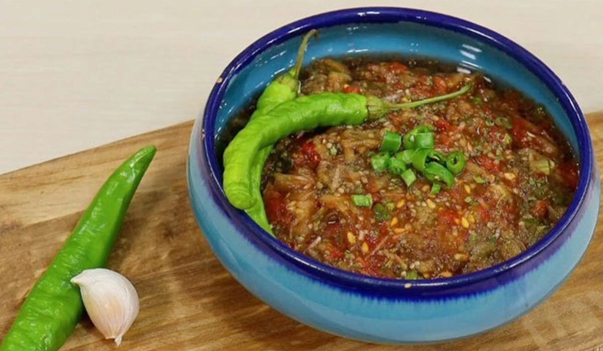 طرز تهیه ترشی نازخاتون اصیل مازندرانی با آب انار