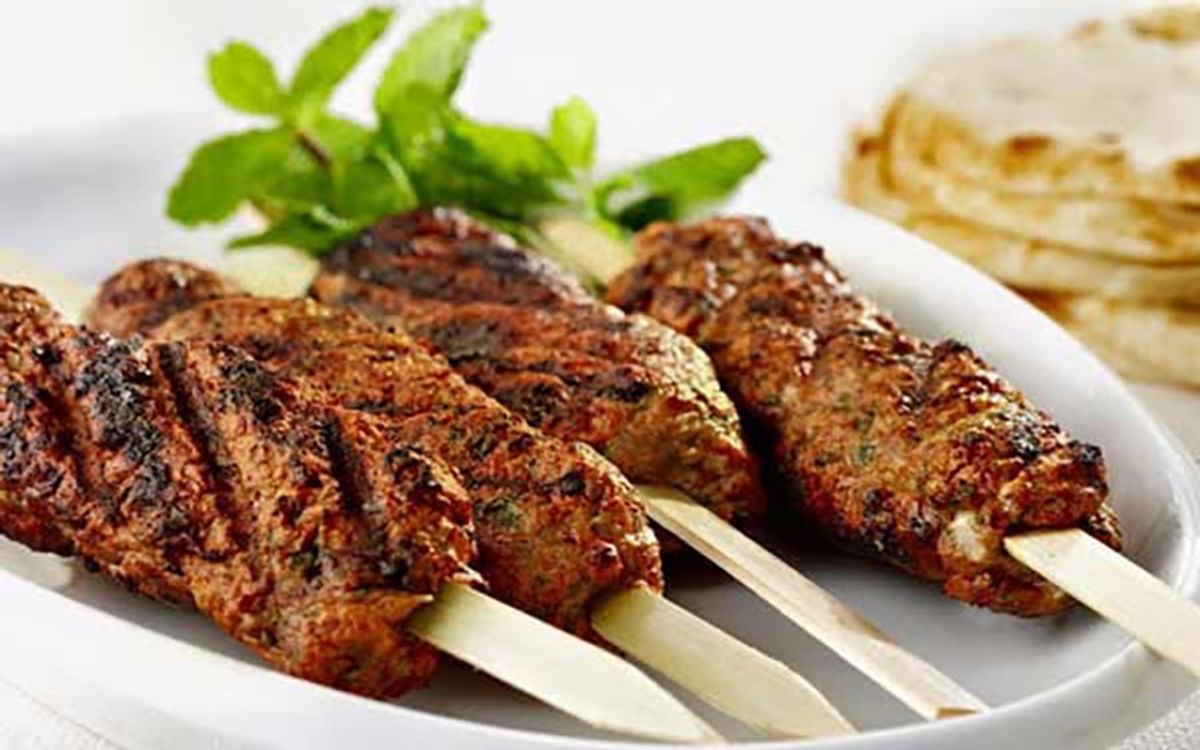 طرز تهیه کباب لقمه خانگی نرم و آبدار| تفاوت کباب لقمه با کباب تابه ای ساده