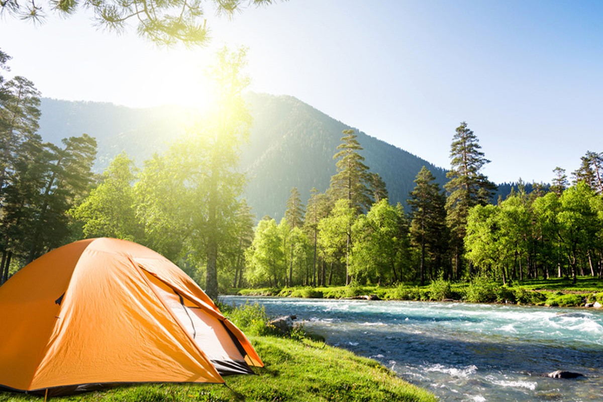 ۵ نقطه جادویی در گیلان برای کمپینگ و شب‌مانی در دل طبیعت