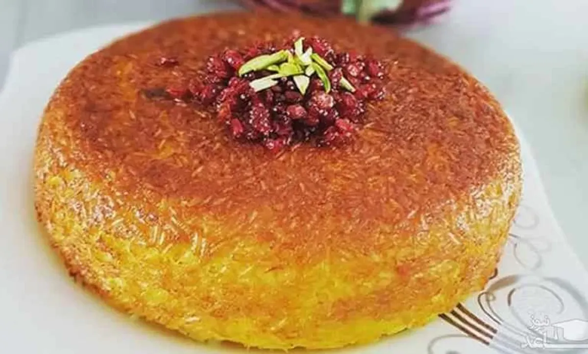 دستور پخت ته چین مرغ و بادمجان برای شب یلدا | فیلم آموزش ته چین مجلسی