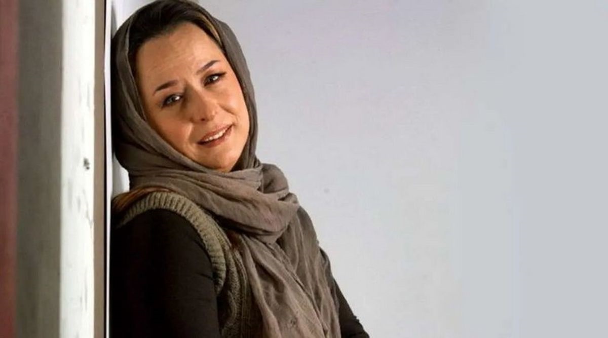 عکس (سفر در زمان)؛ آزیتا حاجیان در کودکی در کنار برادر و پدرش در دهه ۳۰