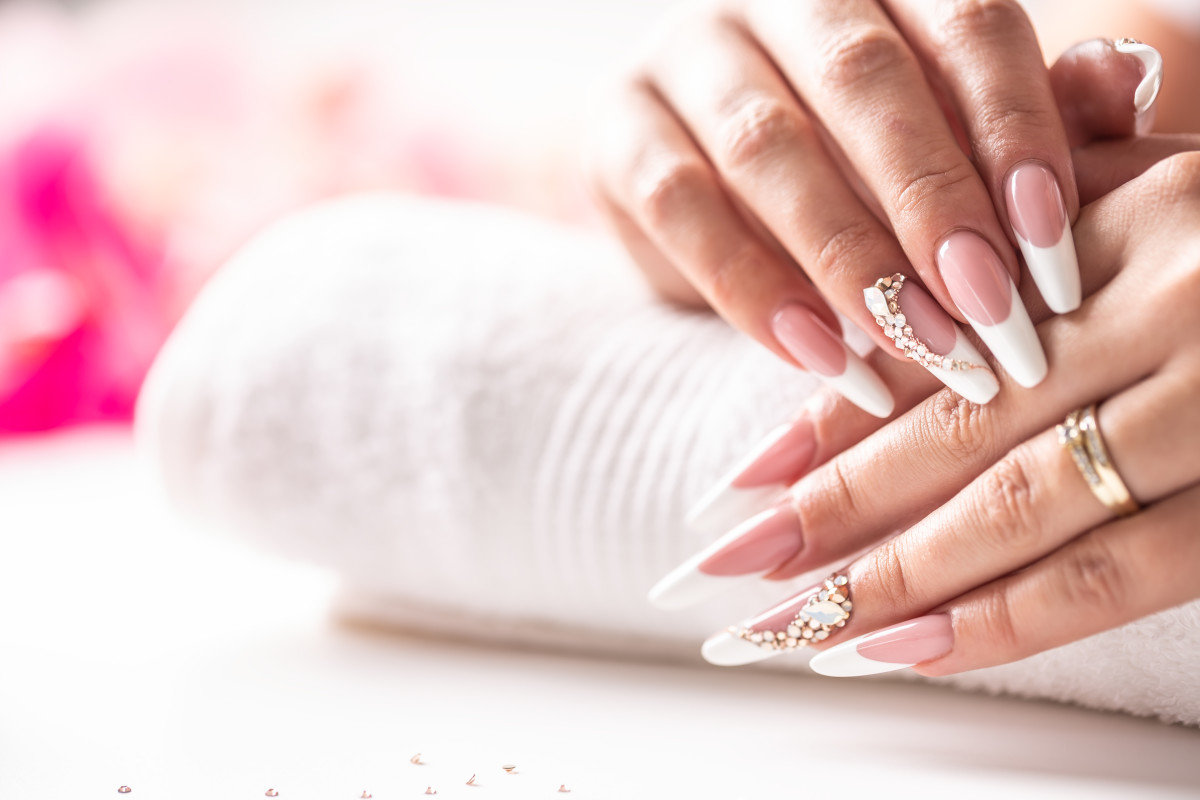 طراحی ناخن امروز | 28 ایده فرنچ بهاری؛ طراحی ناخن با طراوت فصل در نوک انگشتان