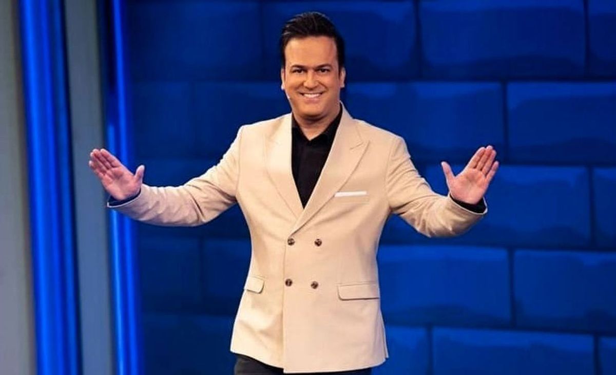 بدلباسی بازیگران ایرانی؛ از علی صادقی تا حامد آهنگی! | انتقاد حامد آهنگی از لباسهای غیر مناسب بازیگران مشهور ایرانی!