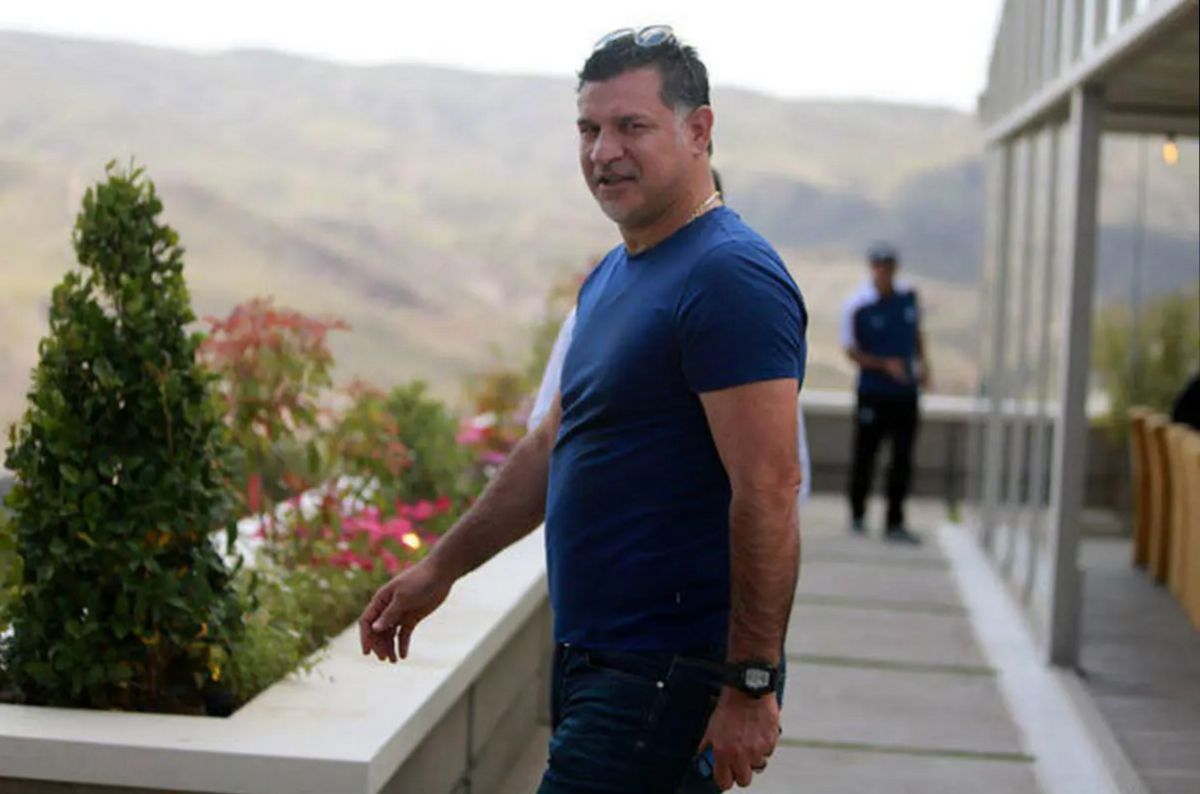 رستوران علی دایی در استانبول با منوی کله پاچه؛ عجب منظره‌ای داره!+فیلم