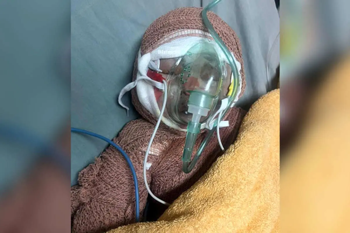 تصاویری از بمباران خانه رایان قاسمیان، نوزاد 2 ماهه‌ای که شهید شد