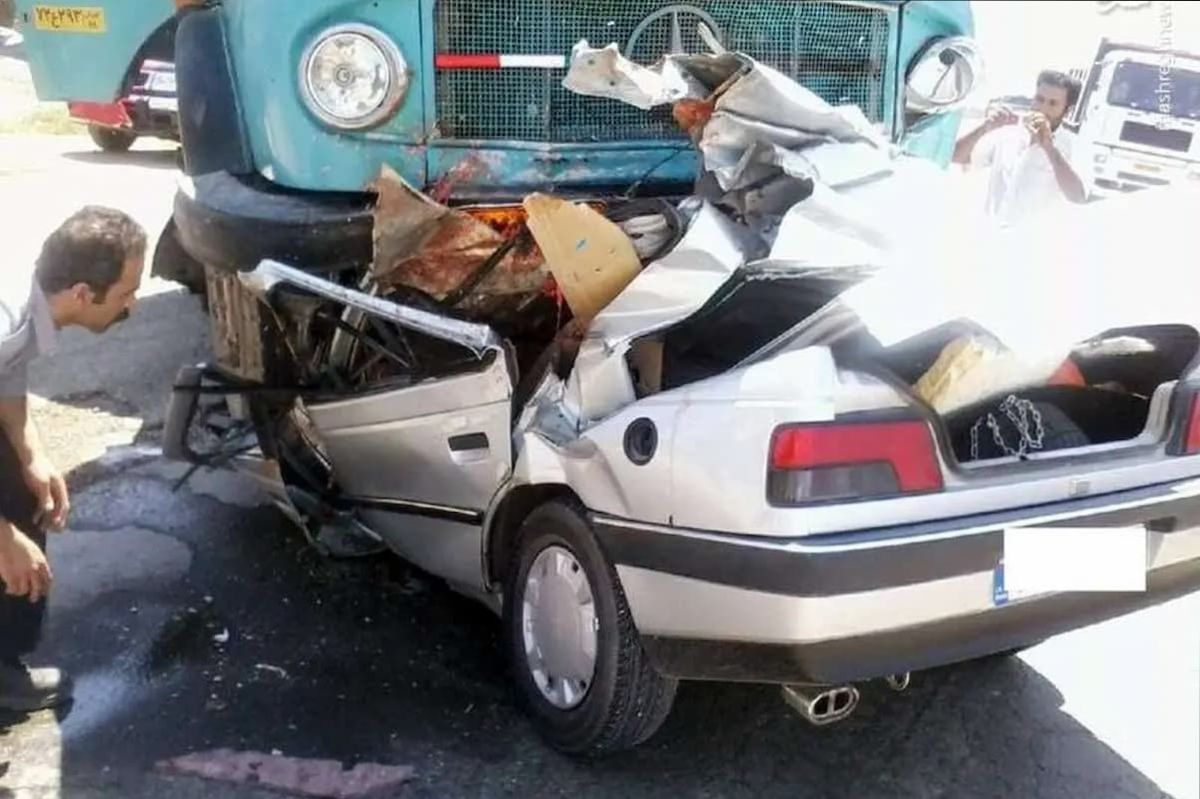 تصادف مرگبار در بوشهر: ۴ عضو یک خانواده جان باختند