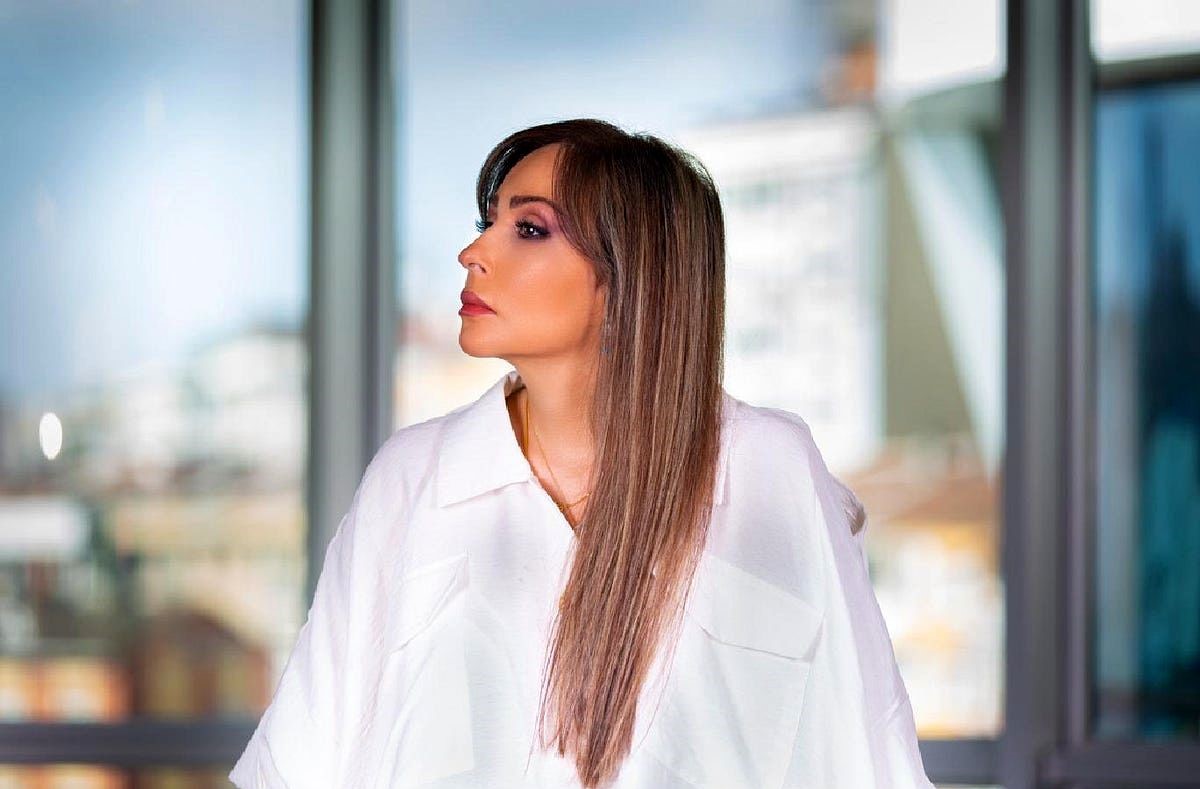 ابراز علاقه پرستو صالحی مجری برنامه عشق ابدی به عمو قلقلی