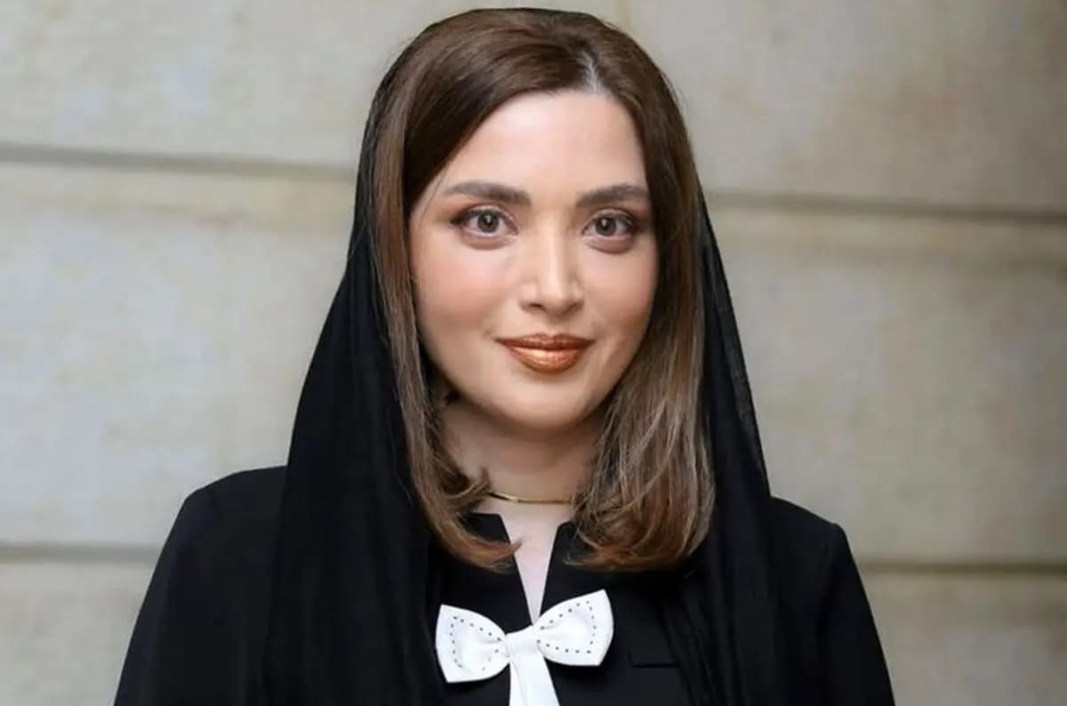 اشک شوق بهنوش طباطبایی در روز جشن فارغ التحصیلی دکترای روانشناسی