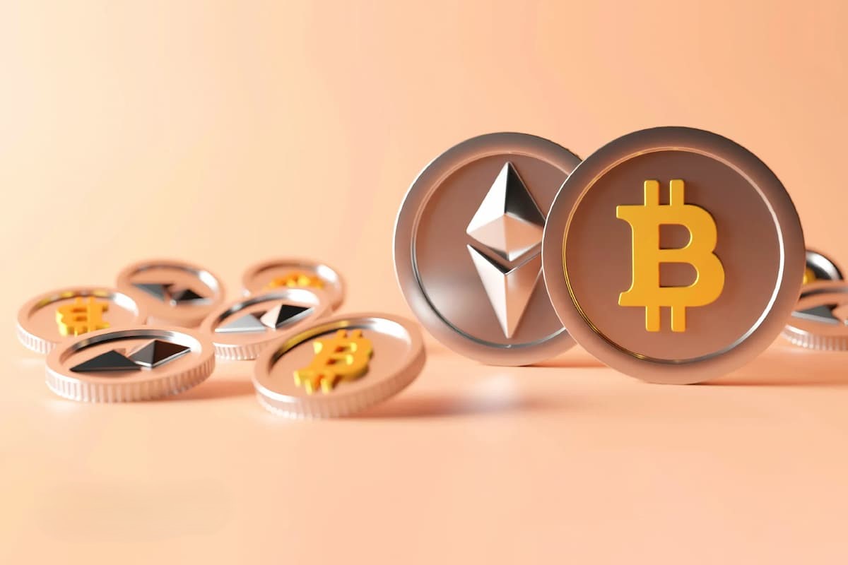 قیمت ارز‌های دیجیتال امروز پنجشنبه ۱ آبان 1404؛ رشد دسته جمعی