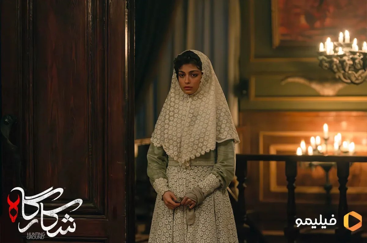 استایل جذاب ستایش دهقان بازیگر سریال شکارگاه | استایل کژوال دخترانه با موهای بلوند کوتاه