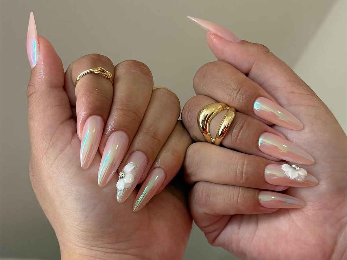 طراحی ناخن امروز 17May | استایل ماه می را با این ۲۰ طرح کروم خیرهکننده متحول کن