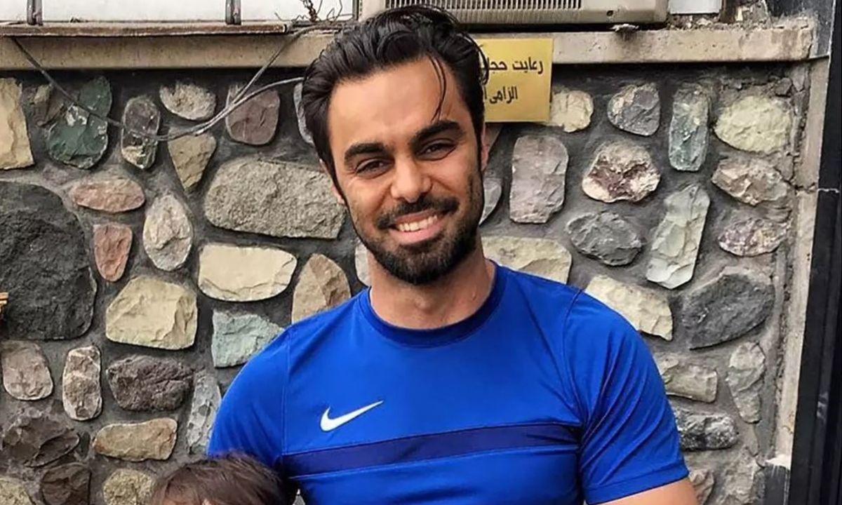 گریه شدید مهدی ماهانی روی آنتن زنده؛ وقتی وارد اتاق عمل شدم، دکتر گفت وصیت کن..