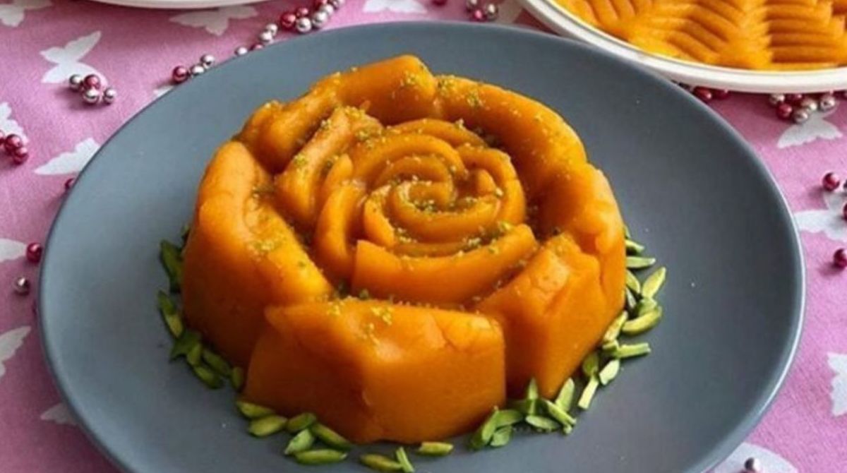 طرز تهیه کیک حلوای هویج به روش ساده