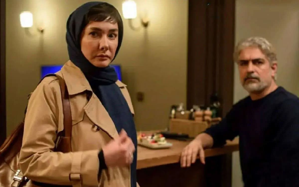 سکانسی از دلبری کردن مهدی پاکدل از هانیه توسلی در سریال کنکل