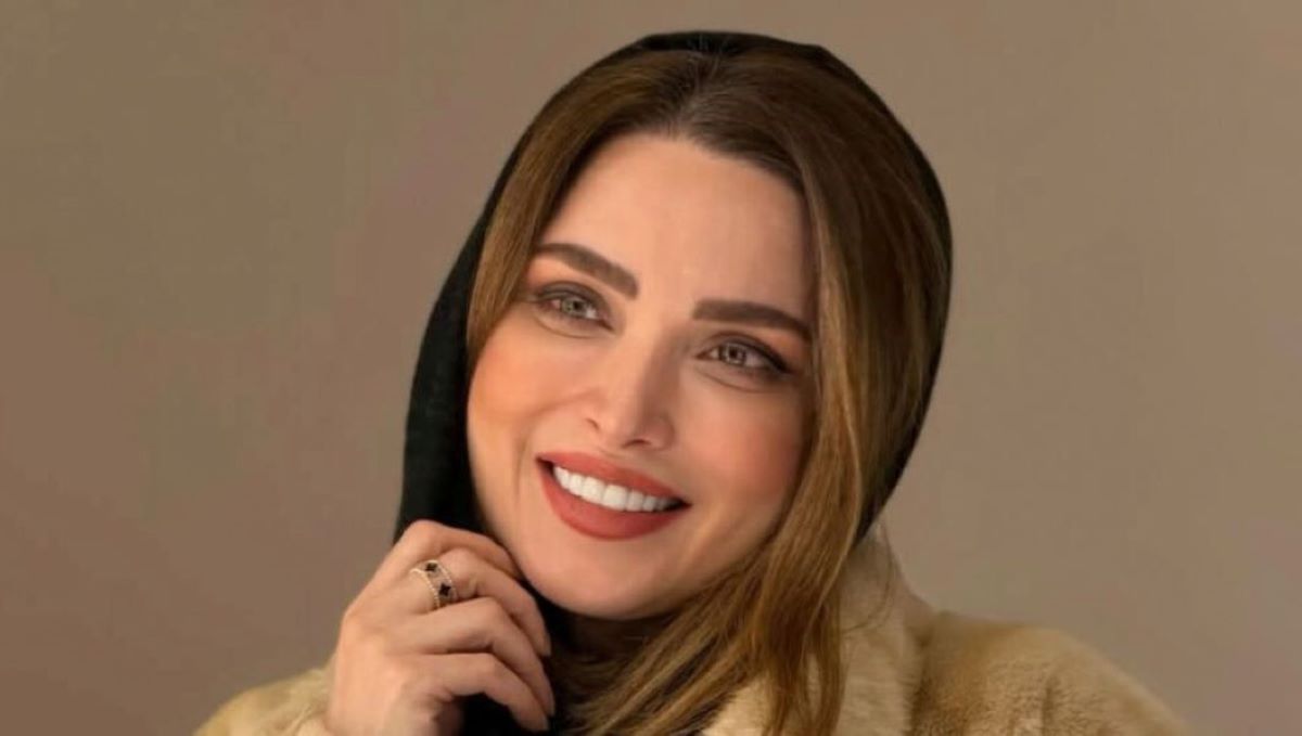 استایل بهنوش طباطبایی با مدل پیراهن خاص و جسورانه