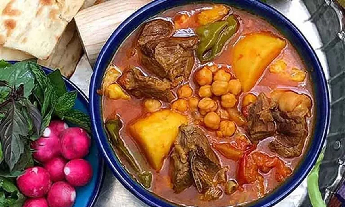 طرز تهیه آبگوشت تبریزی؛ آموزش مرحله به مرحله قورما شورباسی