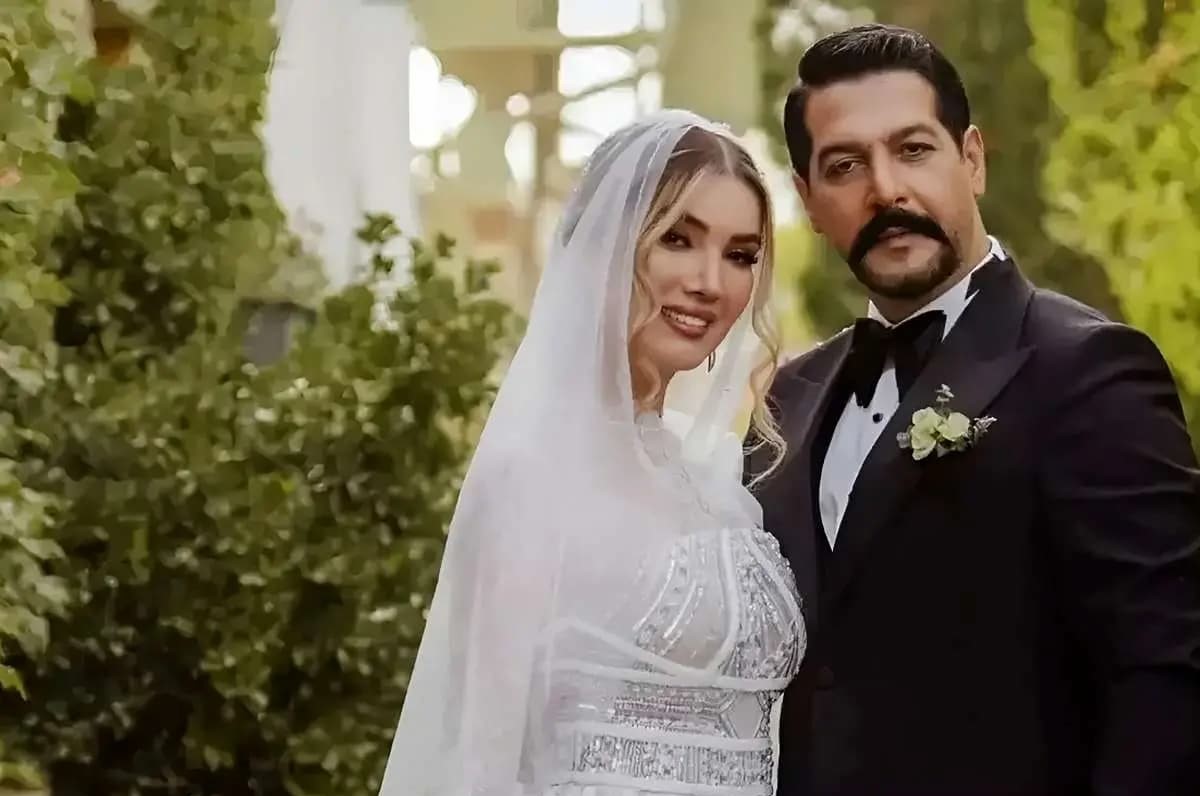 استوری عاشقانه کامران تفتی؛ از خدا کنار یار بودن میخواهم