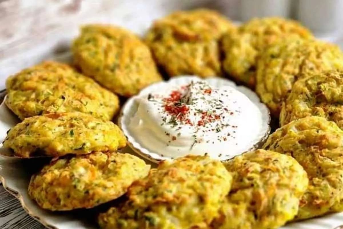 طرز تهیه کوکو سبزیجات بدون تخم مرغ | آموزش ساده و رژیمی هش گرین