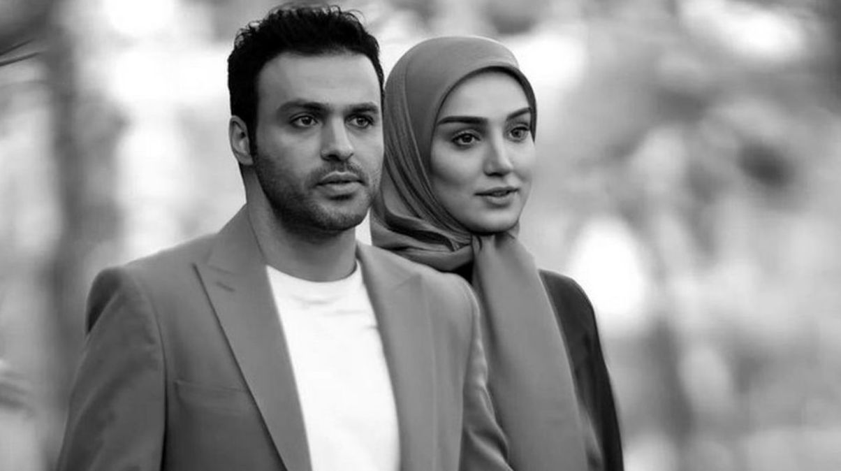 نگاه عاشقانه سامان صفاری و زارا نادریفر بازیگران سریال ناریا با استایل خاص