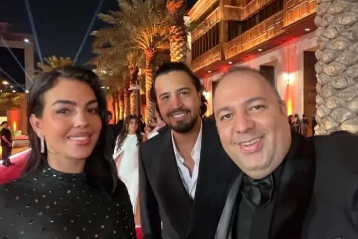 جزئیات مکالمه علی اوجی با همسر رونالدو؛ به جورجینا رودریگز چی گفت؟