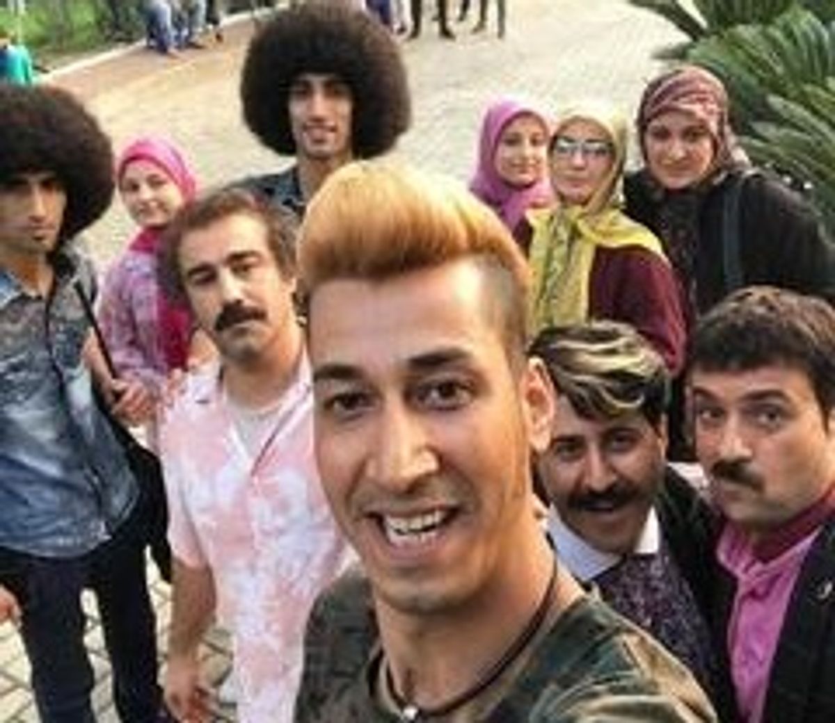 پشت صحنه خنده دار سریال پایتخت با هنرنمایی محسن تنابنده