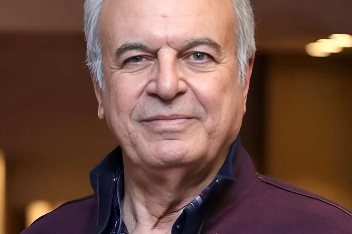 غیرتی شدن رضا نیکخواه برای دخترش جلوی عکاسان