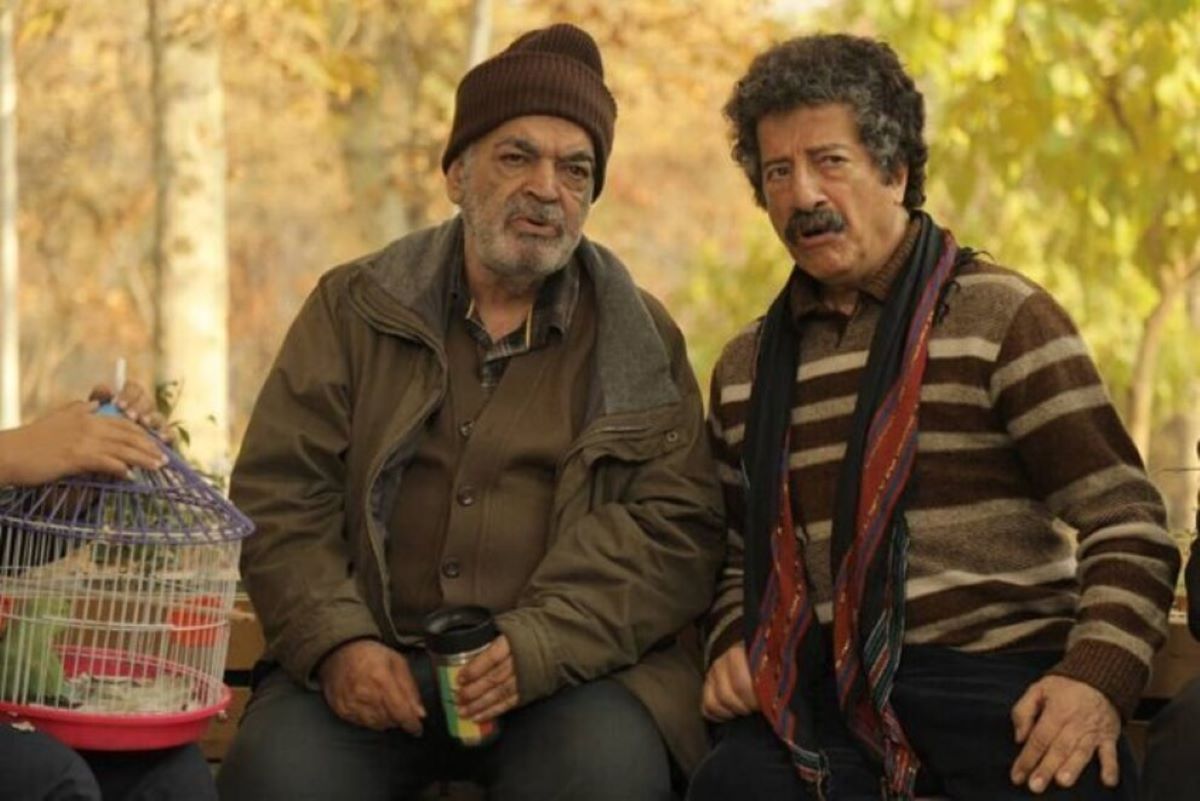 خلاقیت بامزه علیرضا خمسه با خنده‌های متفاوت!