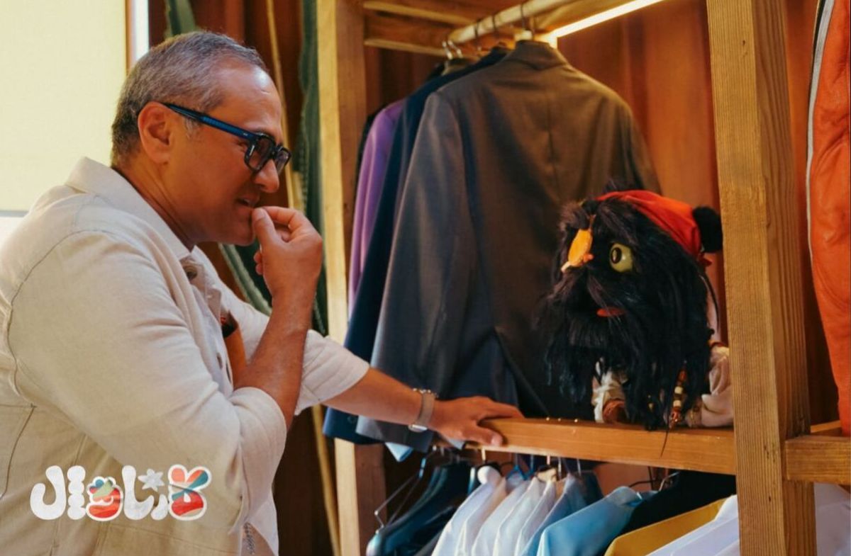 تیکه افتو به رامبد جوان در برنامه کارناوال: چرا همه دستیارات زن هستن!