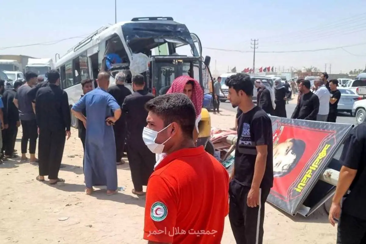 تصادف اتوبوس زائران ایرانی در جاده نجف به کربلا با 16 مصدوم