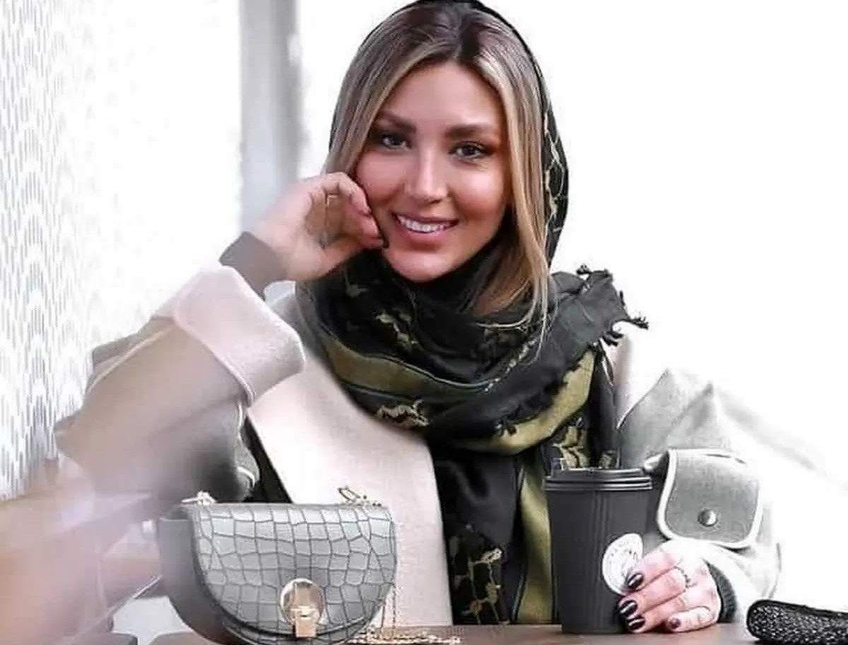 جلیقه ابریشم مینا مختاری ترند تابستان 1404