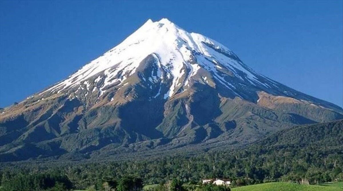 قد کوه دماوند کوتاه شد | ارتفاع واقعی دماوند چقدر است؟