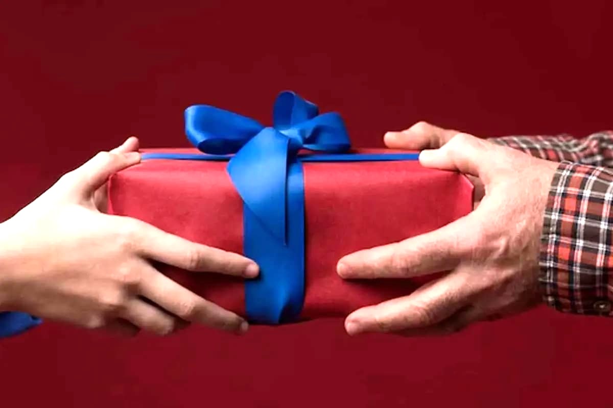 خرید هدیه روز پدر بدون هزینه سنگین؛ 10 هدیه اقتصادی پیشنهادی