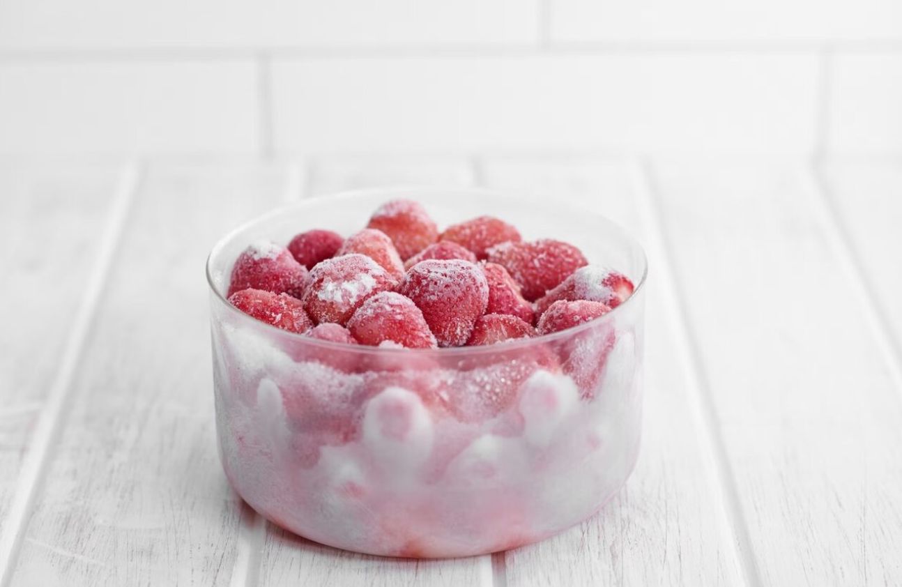 روش فریز کردن توت فرنگی بدون تغییر طعم| نکات مهم برای حفظ کیفیت توت فرنگی منجمد