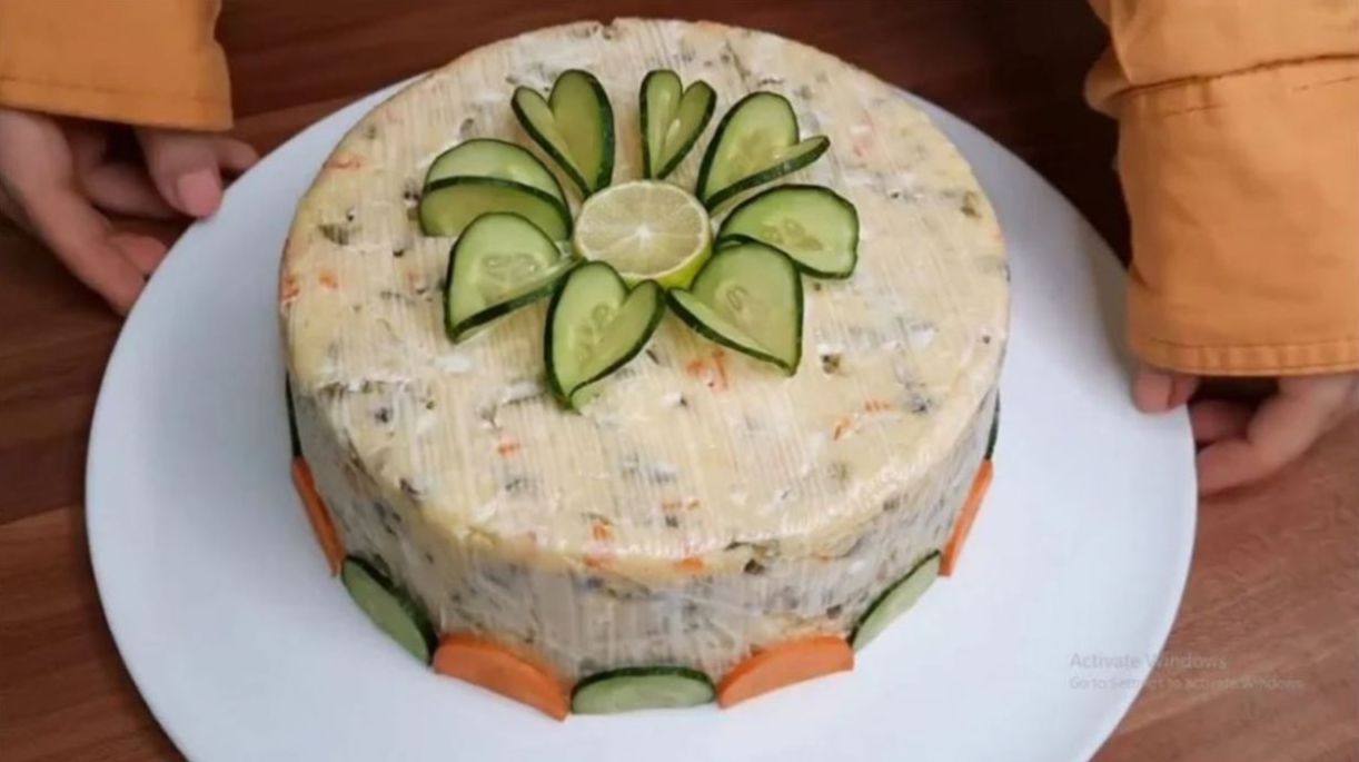 طرز تهیه سالاد الویه مرغ؛ راز خوشمزگی سالاد الویه