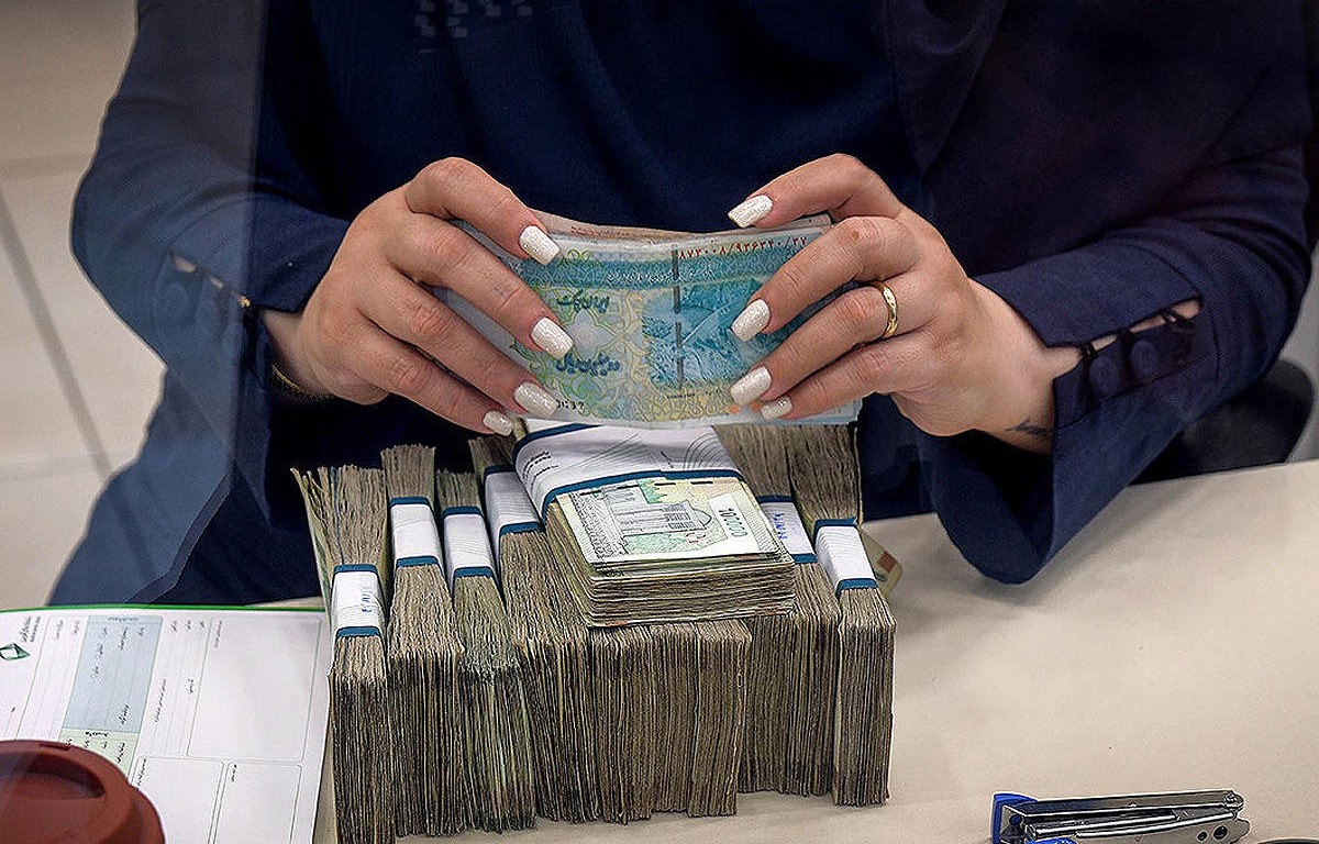 وام فوری بانک کشاورزی ویژه بانوان با اقساط 36 ماهه در مهر ماه 1404؛ شرایط وام 200 میلیون تومانی بانوی ایرانی بانک کشاورزی