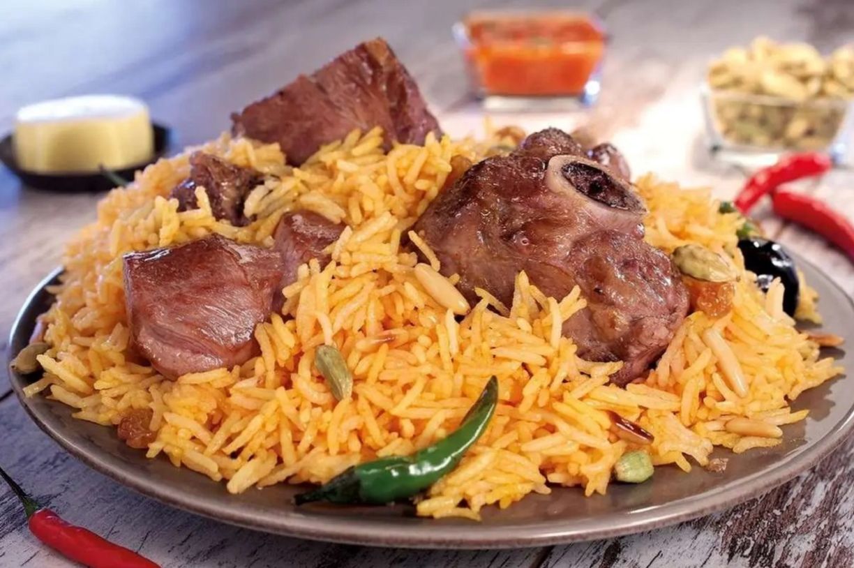 طرز تهیه چلو گوشت عربی؛ مندی غذای محبوب یمنی‌ها