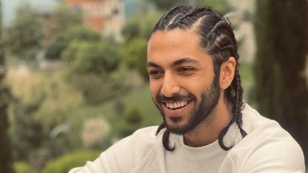 دیدار دوستانه کیسان دیباج با دارا حیایی و فاطیما بهارمست در یک محله زیبا